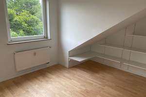 Lichtdurchflutete Dachgeschoßwohnung in Barmbek-Nord mit eigenem Stellplatz – Starstraße 33, 22305 Barmbek-Nord, Hamburg – Vorschaubild 5