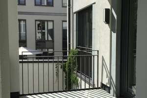 Beste Lage am Englischen Garten:  Exklusive, barrierefreie 4-Zimmer-Wohnung mit großer Loggia – Kaulbachstrasse 63, 80539 Schwabing-Ost, München – Vorschaubild 7