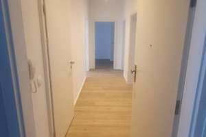 Schöne 3 Raum Wohnug mit Küche – Die vollständige Adresse der Immobilie erhältst du vom Anbieter., 9130 Sonnenberg, Chemnitz – Vorschaubild 1