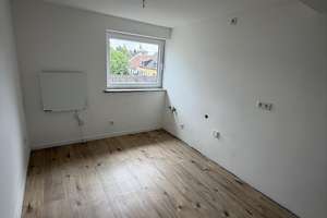 Komplett sanierte Dachgeschosswohnung in optimaler Lage von Gelsenkirchen – Waldemarstr. 4, 45881 Schalke, Gelsenkirchen – Vorschaubild 4