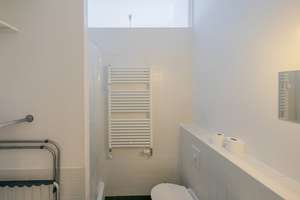 Bezugsfreie 2 Zi-Whg im 3.OG in der ehemaligen Königlich Peußischen Tuchmanufaktur (WE9) – Kruppstrasse 17, 10557 Moabit, Berlin – Vorschaubild 7