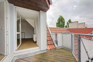 Notarkosten geschenkt: Gründerzeit-Dachgeschoss mit Innenhof-Balkon, offenem Wohnbereich & Keller – Handjerystraße 36, 12489 Adlershof, Berlin – Vorschaubild 9