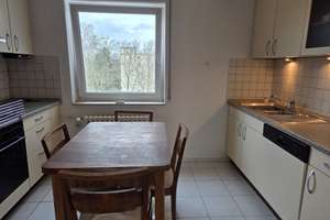 3-Zi Wohnung / EBK / Südbalkon mit Aussicht / WG tauglich / Karlsruhe Beiertheim – Die vollständige Adresse der Immobilie erhältst du vom Anbieter., 76137 Südweststadt, Karlsruhe – Vorschaubild 8
