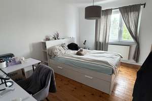 2 ZKB Altbauwohnung mit Balkon in 66111 Saarbrücken – Die vollständige Adresse der Immobilie erhältst du vom Anbieter., 66111 St. Johann, Saarbrücken – Vorschaubild 8