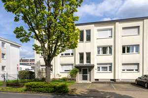 Leverkusen-Bürrig:
Solide Kapitalanlage mit Potenzial nebst Garage in zentraler Lage!