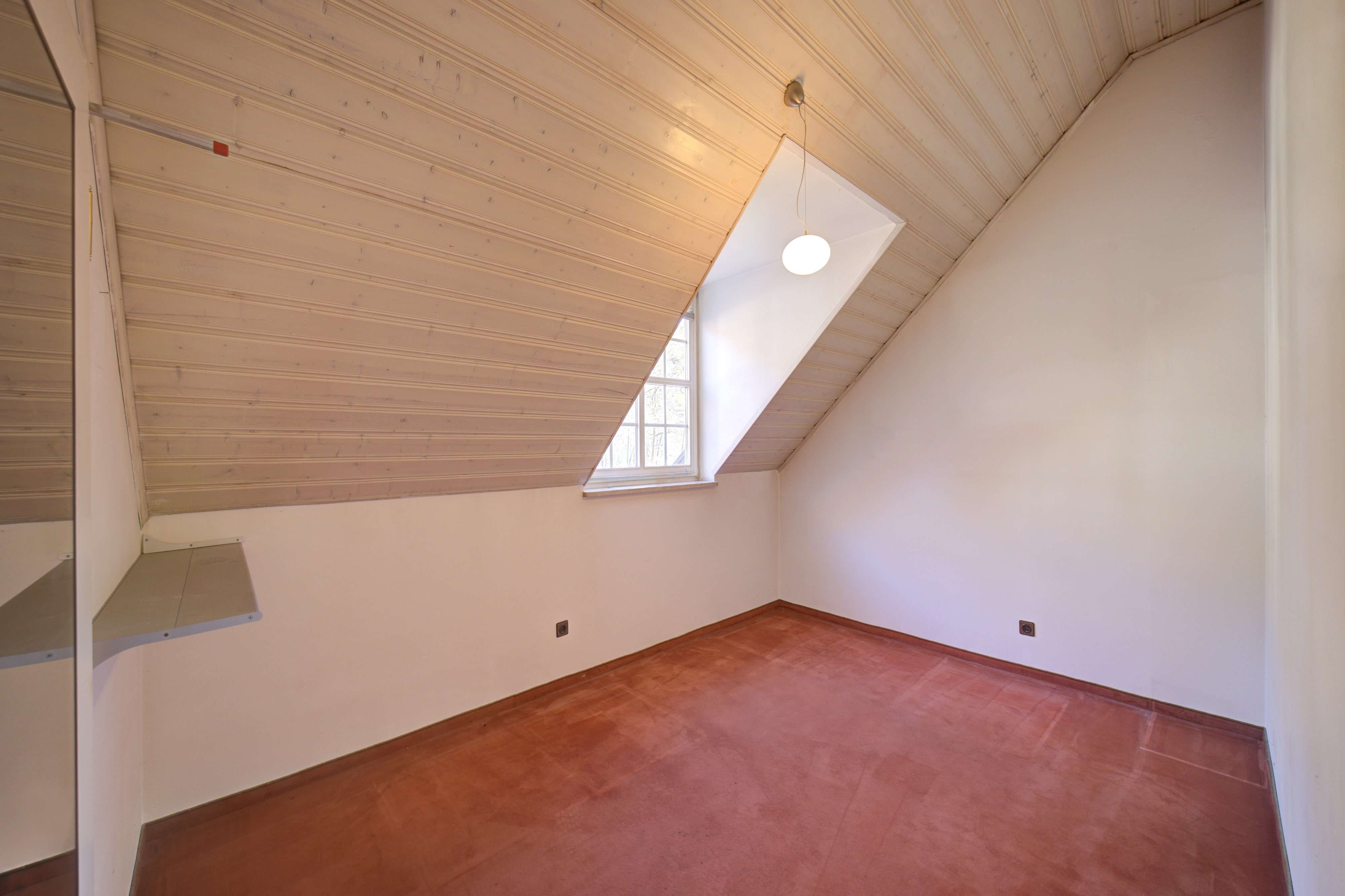 Immobilie in Schwaig bei Nürnberg - Außergewöhnliche Maisonettewohnung in ruhiger Toplage – Wohnen über den Dächern von Schwaig - Bild 13