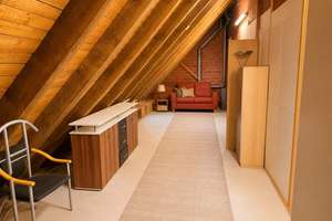 Dachgeschosswohnung mit Ausbaureserve in denkmalgeschützter Wohnanlage in Augsburg – Tunnelstraße 13, 86156 Kriegshaber, Augsburg – Vorschaubild 13