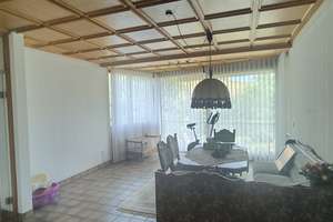 Sofort frei !! Großzügige 3,5-Zimmer-Wohnung mit zwei Balkonen, Kamin und Blick auf den Roten Fels – 55583 Bad Münster am Stein-Ebernburg – Vorschaubild 2