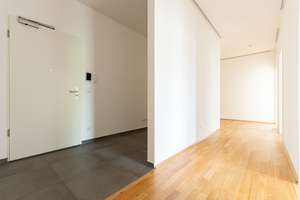 Sonnige & hochwertige 4 Zimmer mit drei Balkonen | Kamin | Parkett | Fußbodenheizung | Aufzug – Die vollständige Adresse der Immobilie erhältst du vom Anbieter., 4105 Zentrum-Nord, Leipzig – Vorschaubild 22