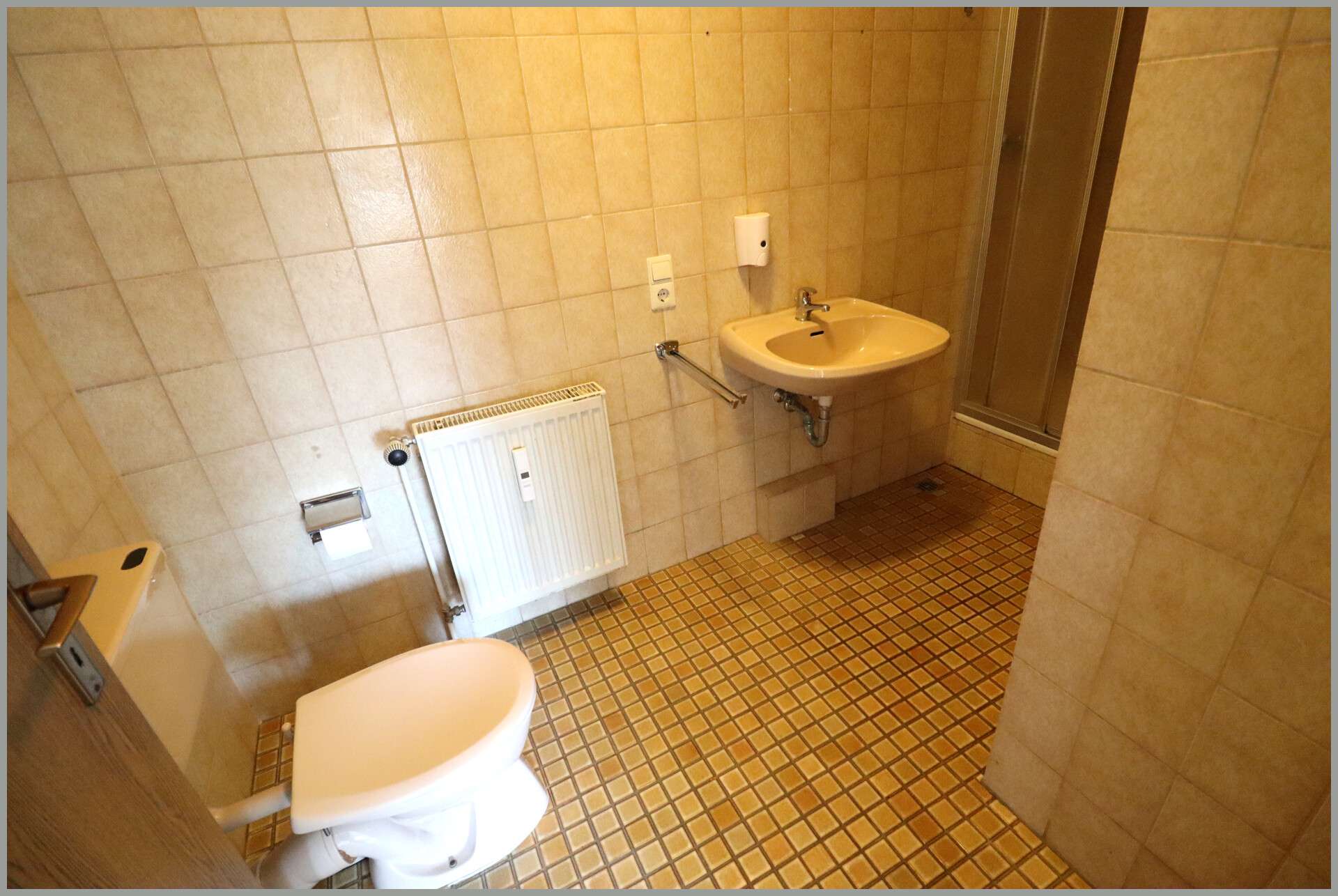 Immobilie in Bad Rothenfelde - 2 Zimmer-Maisonette-Eigentumswohnung "Residenz" mit Blick in den Kurpark - Bild 2