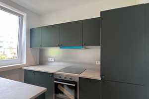 Vollmöblierte 2-Zimmer-Wohnung mit Balkon in Top-Lage von Flingern Nord – Mendelssohnstraße 20, 40233 Düsseldorf – Vorschaubild 3