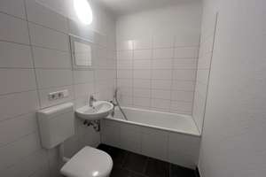*3-Raum Wohnung in Brückfeld mit Einbauküche* – Brückstr. 8, 39114 Brückfeld, Magdeburg – Vorschaubild 3