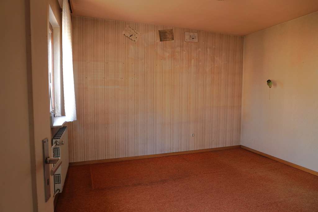 Immobilie in Nürtingen - 1-2 Familienhaus mit Scheune und großz. Grundstück - Bild 4