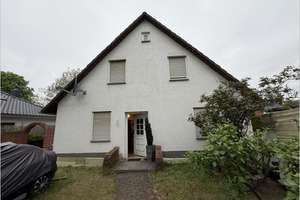 Handwerkerobjekt mit Potenzial – Freistehendes Einfamilienhaus mit Einliegerwohnung – Die vollständige Adresse der Immobilie erhältst du vom Anbieter., 12524 Altglienicke, Berlin – Vorschaubild 7