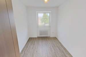 Ideal für Familien & Paare: Komfortable 3-Zimmer-Wohnung mit Loggia und viel Stauraum – Lahrkampstraße 6, 33104 Schloß Neuhaus, Paderborn – Vorschaubild 6