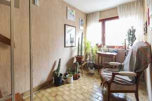 Perfektes Zuhause für Familien: Großzügiges Haus mit Balkon, Terrasse, Garten und zwei Garagen  – Ludwigsburg (Kreis) – Vorschaubild 11