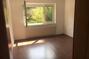 Gepflegte 2-Raum-EG-Wohnung mit Einbauküche in Bielefeld – Die vollständige Adresse der Immobilie erhältst du vom Anbieter., 33607 Mitte, Bielefeld – Vorschaubild 1