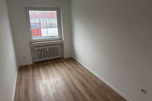 SHG+++ Renovierte 3,5 Zimmer Wohnung in Hagen-Boele mit Balkon - im kernsanierten Objekt ! – Lütkenheider Straße 20, 58099 Boele, Hagen – Vorschaubild 5