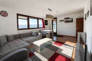 Vermietet und entwicklungsfähig: 3 Schlafzimmer mit Küche und Balkon