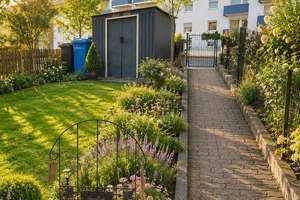 Modernes Wohnerlebnis /Innenstadtnah, modern saniert & mit Pergola/kleinem Garten in BC – Die vollständige Adresse der Immobilie erhältst du vom Anbieter., 88400 Biberach an der Riß – Vorschaubild 1