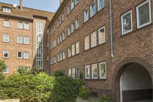 Helles 2-Zimmer-Apartment mit Ausblick ins Grüne, separate Küche + Einbauküche, Tageslichtbad – Muhliusstraße 85, 24103 Exerzierplatz, Kiel – Vorschaubild 12