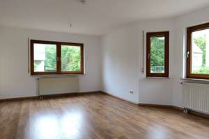 !!! Einmalige Gelegenheit !!! – Charmante 2-Zimmer-Wohlfühlwohnung in Einsiedel !! – Die vollständige Adresse der Immobilie erhältst du vom Anbieter., 9123 Einsiedel, Chemnitz – Vorschaubild 4