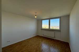 Helle 3,5-Zimmer-Wohnung mit Balkon in München Neuperlach – Gerhart-Hauptmann-Ring  70, 81737 München – Vorschaubild 3