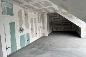 Wohnen mit Traumblick auf den Teutoburger Wald: Großzügige 3-Zimmer-Penthousewohnung in Hoberge – Am Rehhagen 4, 33619 Dornberg, Bielefeld – Vorschaubild 10
