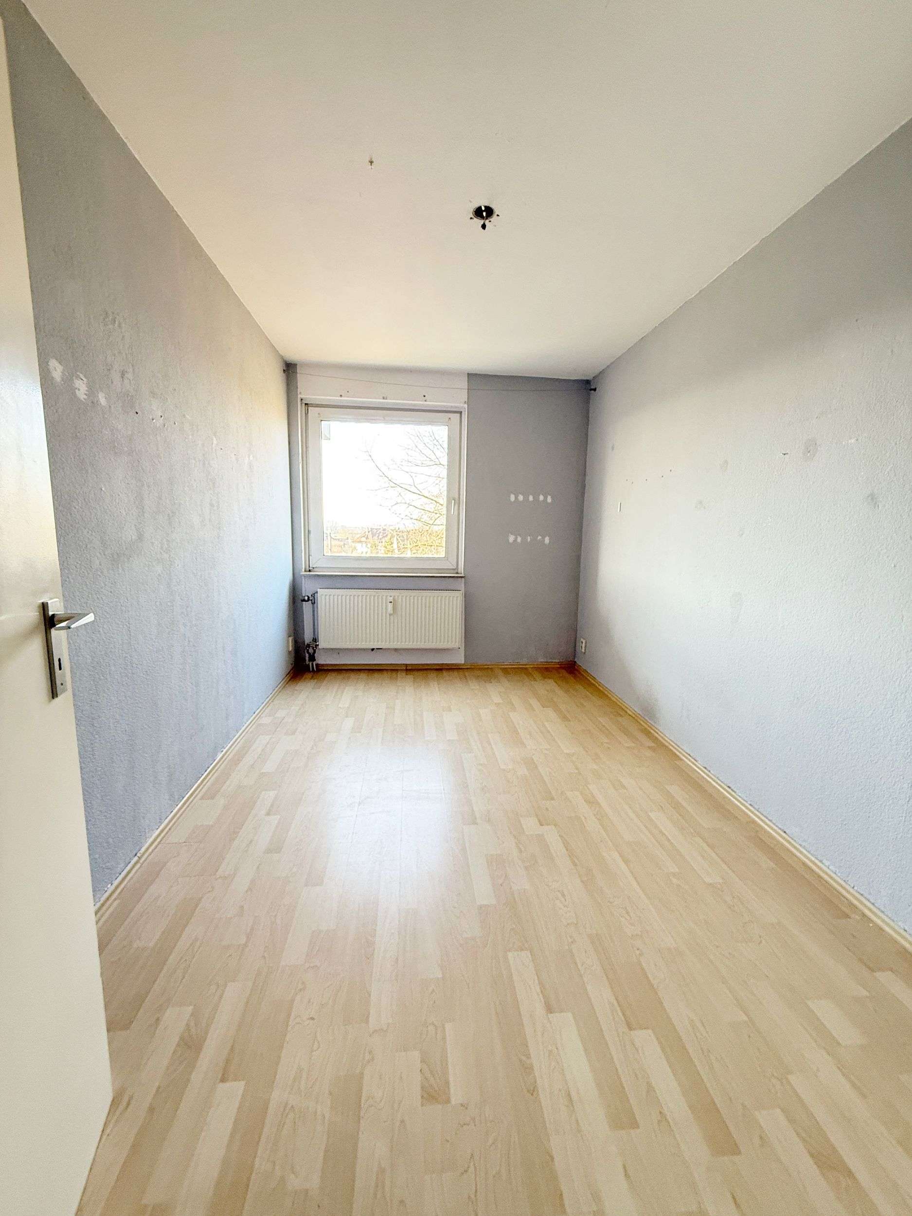 Immobilie in Laatzen - Helle 4-Zimmer-Wohnung mit Balkon in Laatzen auf Erbpacht!  - Bild 5