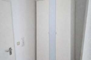 Helle und ruhige 1-Zimmer Wohnung mit großem Balkon, möbliert, neue EBK in top Lage Altbogenhausen – Die vollständige Adresse der Immobilie erhältst du vom Anbieter., 81675 Altbogenhausen, München – Vorschaubild 7
