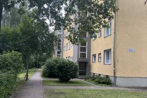 Vermietete ETW, 3 Zimmer, Balkon – Berlin – Vorschaubild 1