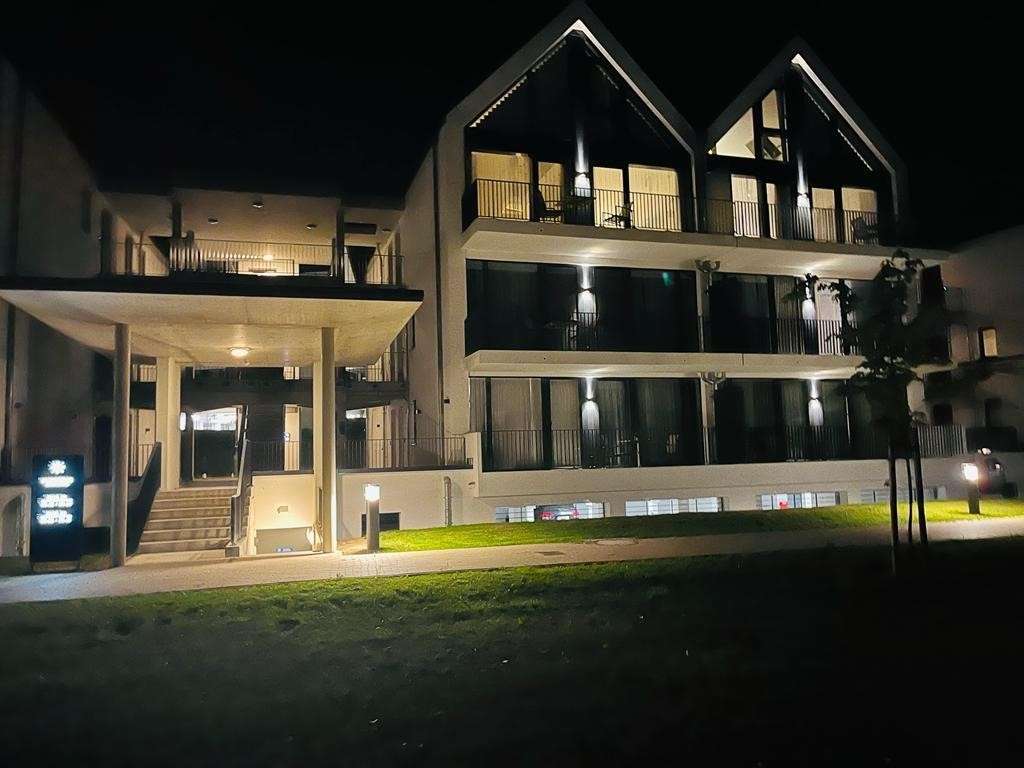 Immobilie in Waren (Müritz) - Mein Haus am Meer-Exklusie Fewo im MareMüritz Yachthaven Resort mit Vermietungs - Rendite - Konzept - Bild 2