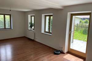 Moderne 2-Zimmer-Wohnung mit großer Terrasse und schönem Garten – Brunnthaler Str. 3, 85649 Brunnthal – Vorschaubild 7