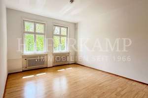 Wohnkultur an der ehemaligen Stalinallee: Gepflegte 2-Zimmerwohnung mit Aufzug – Die vollständige Adresse der Immobilie erhältst du vom Anbieter., 10243 Friedrichshain, Berlin – Vorschaubild 3