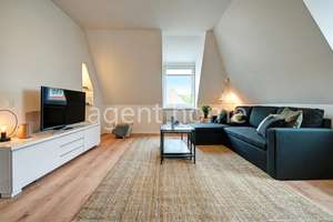 MÖBLIERT-HELL UND MODERN - Stylisches Apartment mit Balkon – Die vollständige Adresse der Immobilie erhältst du vom Anbieter., 70193 Hölderlinplatz, Stuttgart – Vorschaubild 2