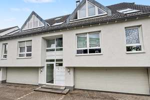 Wohnen in Bestlage: Exklusive 4-Zimmer-Wohnung in Wuppertal-Katernberg mit Balkon und Garage
