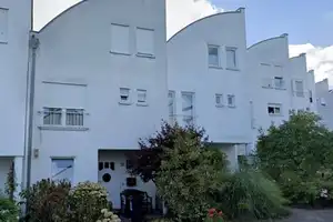 6 Zimmer Reihenmittelhaus in bevorzugter Wiesbadener Lage – Wiesbaden – Vorschaubild 2