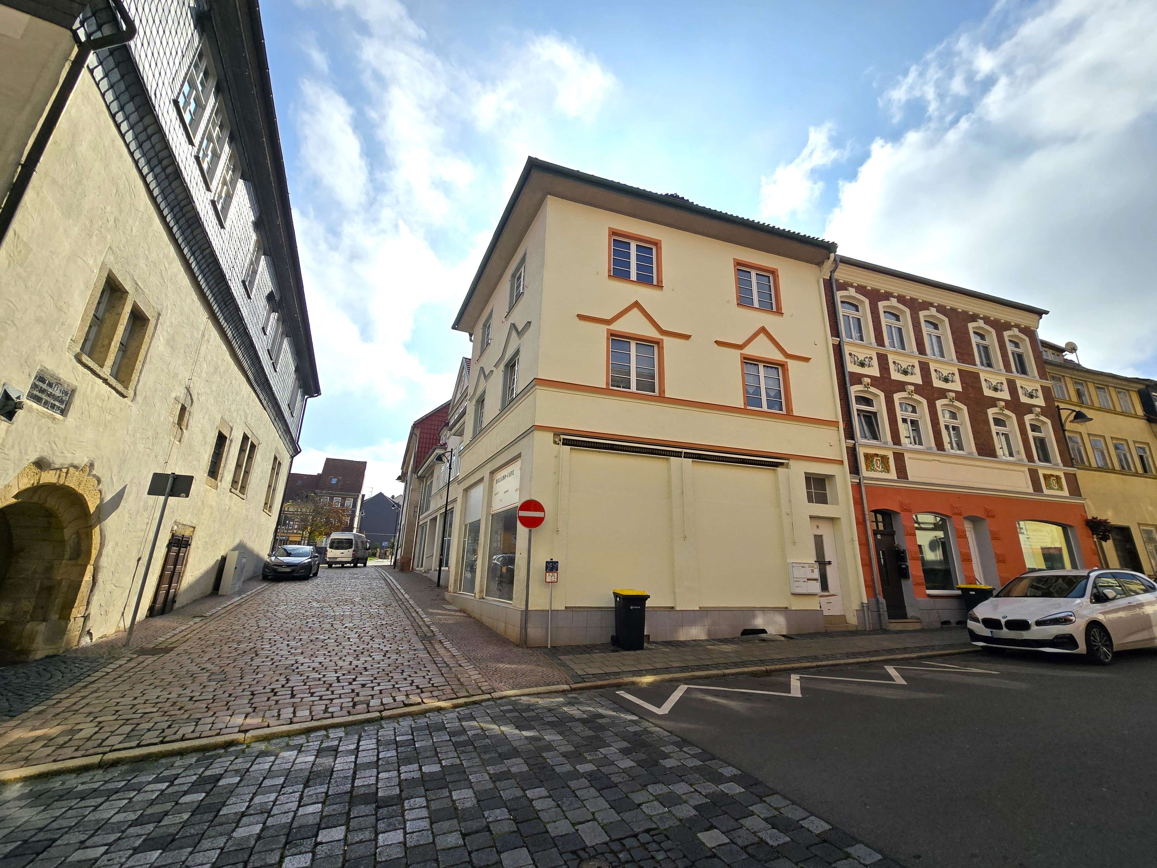 Renditeobjekt mit vier Wohnungen, Gewerbeeinheit und ausbaufähigem Dachgeschoss, Nordhausen Kreis – Bild 2