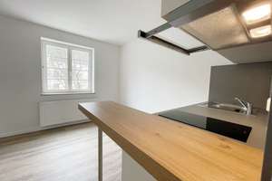 Bezugsfreie Singlewohnung mit EBK und moderner Ausstattung + Stellplatz