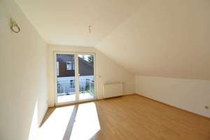 Bezugsfreie Doppelhaushälfte mit fantastischem Seeblick in ruhiger Lage – Die vollständige Adresse der Immobilie erhältst du vom Anbieter., 78343 Gaienhofen – Vorschaubild 15