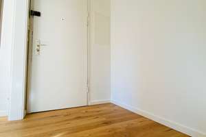 Exklusive, geräumige 1-Zimmer-Wohnung mit Terrasse in Moosach – Die vollständige Adresse der Immobilie erhältst du vom Anbieter., 80993 Alt-Moosach, München – Vorschaubild 4