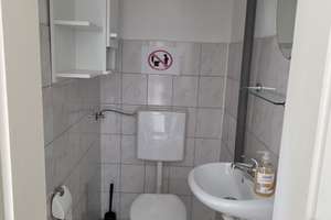 nur für 6 Monate Vollmöblierte 1-1/2 Zimmer WG-Wohnung – Die vollständige Adresse der Immobilie erhältst du vom Anbieter., 80935 Lerchenau-Ost, München – Vorschaubild 9