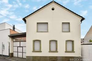 Keine Lust auf Rasenmähen? Willkommen zuhause in Ortskernlage von Weisenheim/Sand! – Luisenstraße 6, 67256 Weisenheim am Sand – Vorschaubild 4