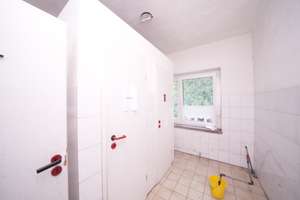 +++ renovierungsbedürftiges Wohn- und Geschäftshaus mit 4 WE und 3 GE +++ – Die vollständige Adresse der Immobilie erhältst du vom Anbieter., 9328 Lunzenau – Vorschaubild 8