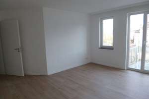Frisch renovierte 3,5 Raumwohnung mit Balkon + Wohnberechtigungsschein – Kurt-Schumacher-Straße 130, 45881 Schalke-Nord, Gelsenkirchen – Vorschaubild 3