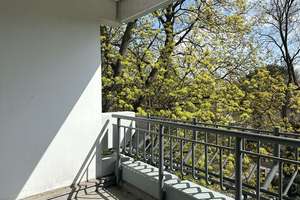 2-Zimmer-Wohnung mit Balkon und eigenem Park in Lichterfelde-West (provisionsfrei) – Drakestraße 77b, 12205 Lichterfelde, Berlin – Vorschaubild 4
