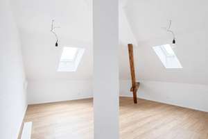 STUDENTEN-Wohngemeinschaft - 1 Zimmer in der Frauenstraße / Ulm-Mitte - Frauenstraße Parkseite- – Frauenstraße 85, 89073 Mitte, Ulm – Vorschaubild 3