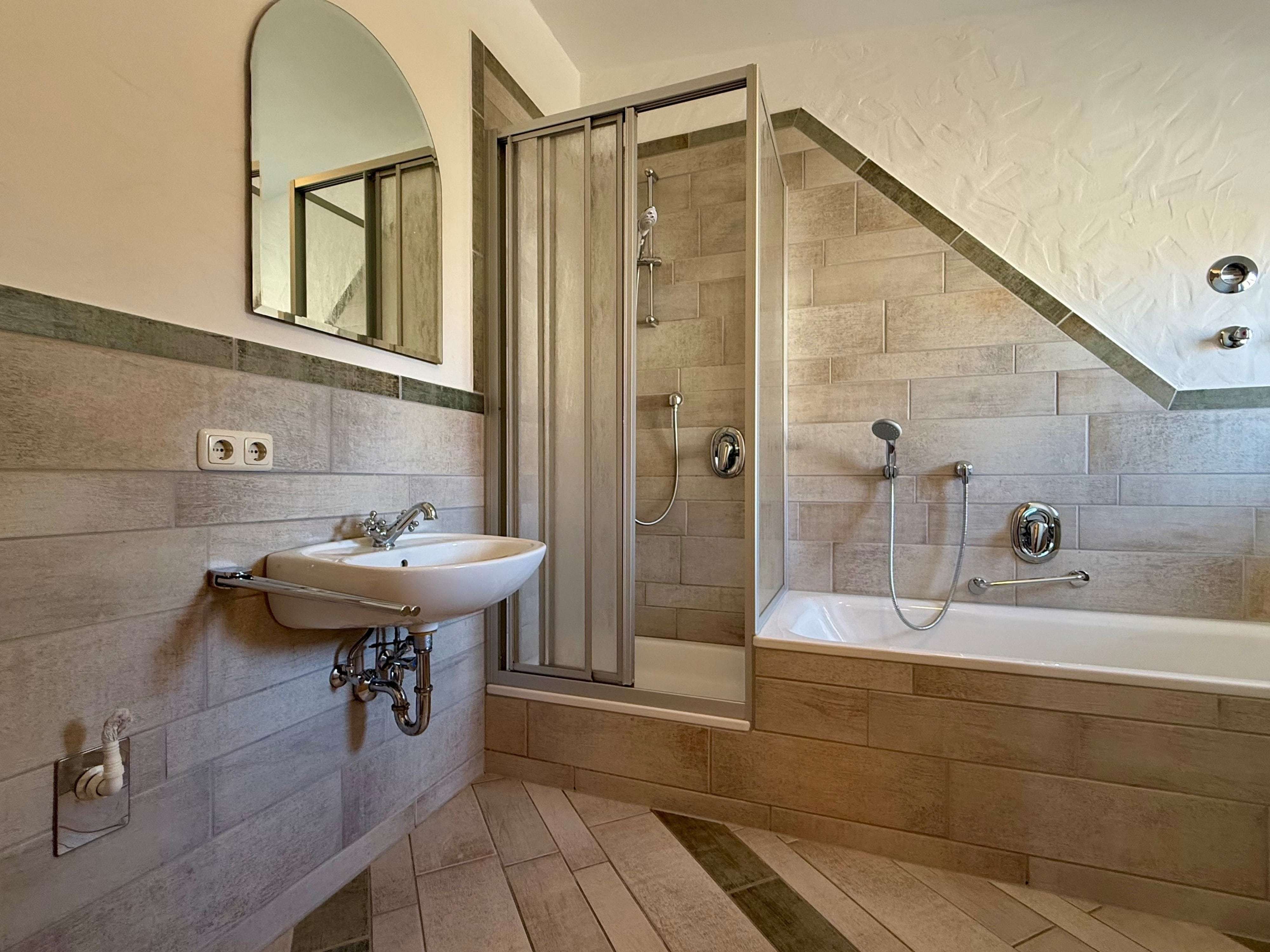 Immobilie in Traunstein - Zentral wohnen, Natur genießen - Ihr neues Zuhause im Herzen Traunsteins - Bild 6