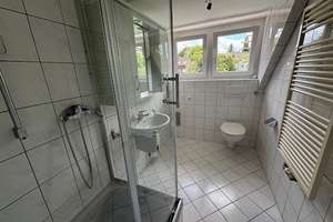 Kernsaniertes 3 Familienhaus mit Terrasse und Garten – Die vollständige Adresse der Immobilie erhältst du vom Anbieter., 41199 Odenkirchen-Mitte, Mönchengladbach – Vorschaubild 16