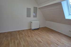 Großzügige, frisch renovierte Maisonette-Wohnung mit 5 Zimmern, 3 Bädern & Balkon – Bahnhofstraße 5, 97450 Arnstein – Vorschaubild 13